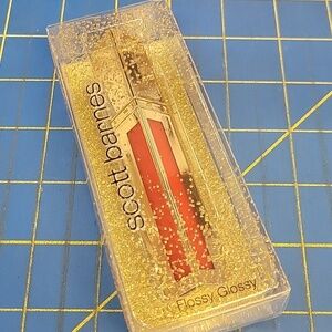 Scott Barnes Lip Flossy Glossy Liquid Matte Lip Color Haute Mess 04A New in Box
